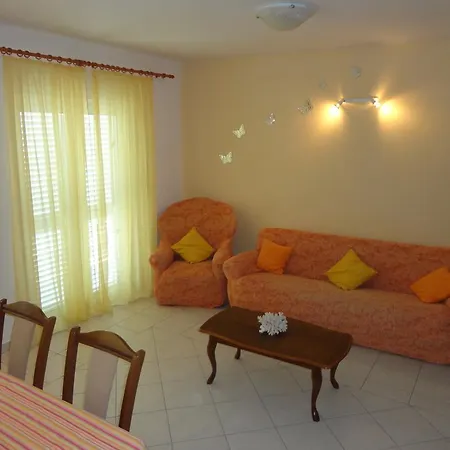 Kovacic Apartment *