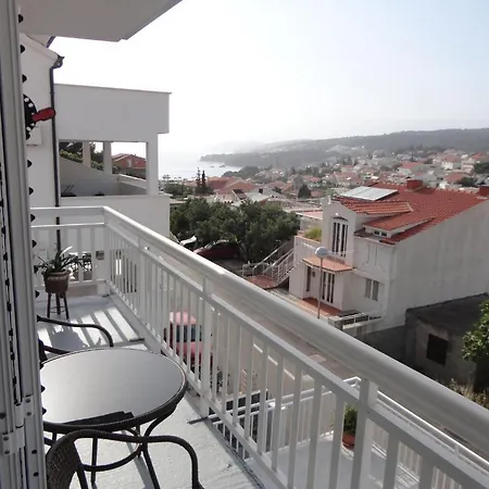 Kovacic Apartment